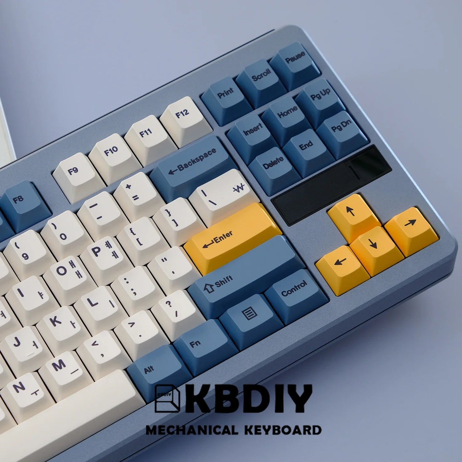 KBDiy 145 Näppäimet/setti PBT Aprikoosinkeltainen Näppäinkorkki Korean Cherry Profile Näppäimet mekaaniselle näppäimistölle 7U DIY Custom for GMK67 GMK75
